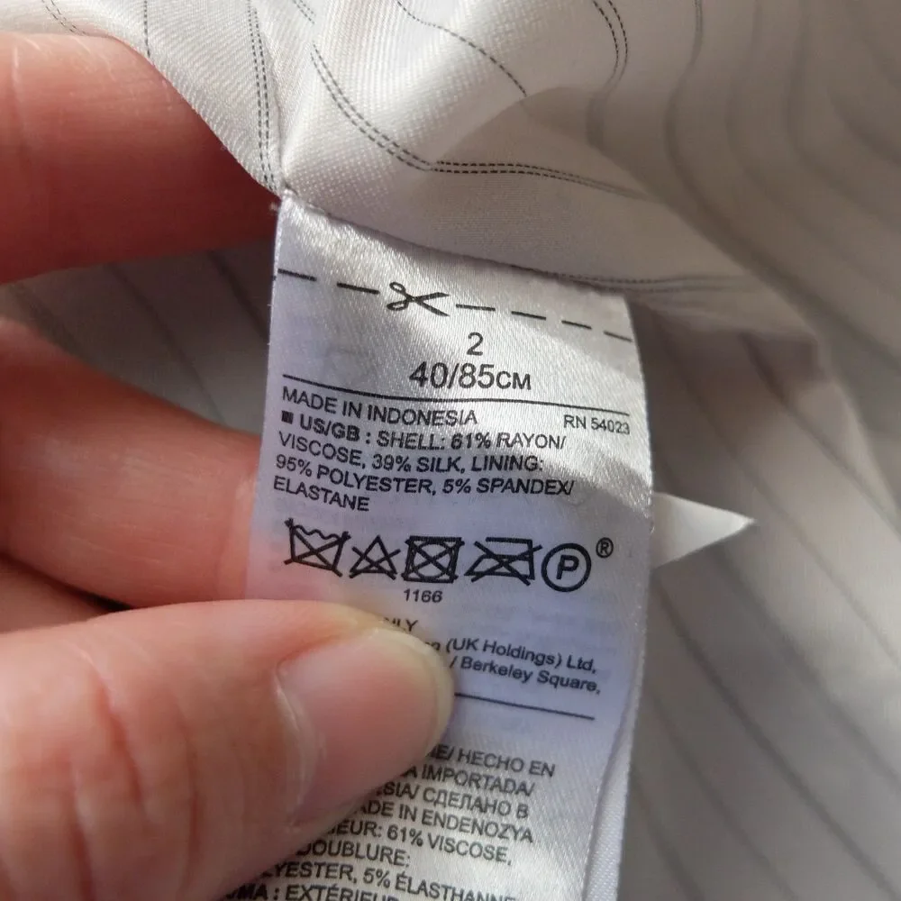 Banana Republic Gray Tie-Front Tuxedo Vest Size 2